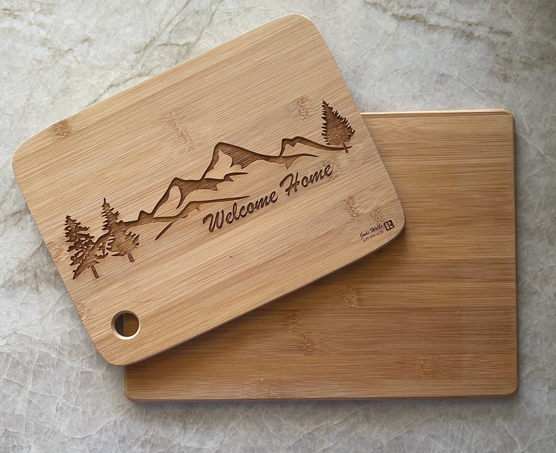 Realtor Personalized Medium Cutting Board: The Perfect Realtor Gift